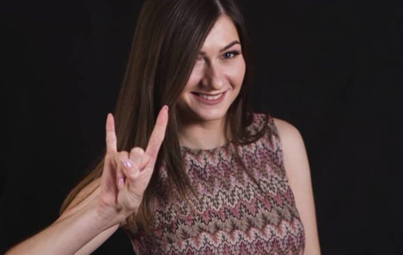 Поліна Кулакова: «Незнайомці стають «донорами» для персонажів моїх книг»